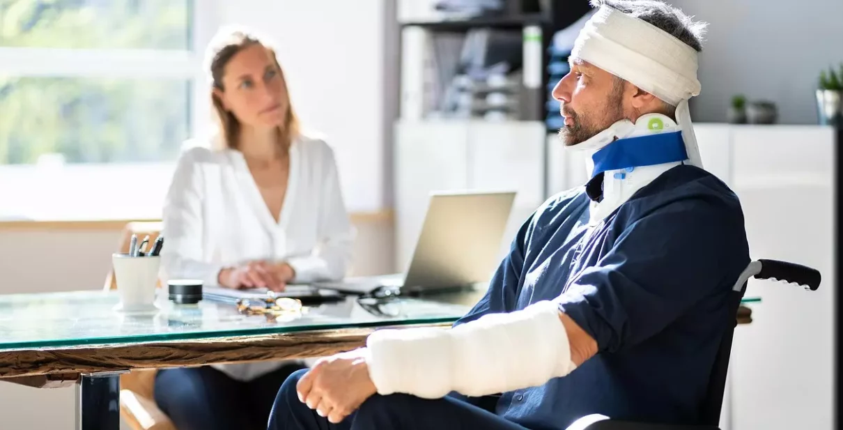 congés payés arrêt de travail ou maladie